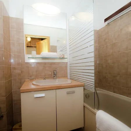 Laurier Appartement *